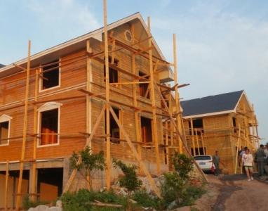 廣安2000平米鋼木結(jié)構(gòu)會(huì)所業(yè)主非常滿(mǎn)意